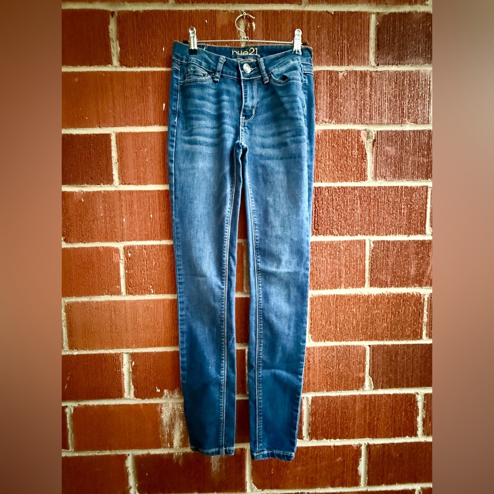 Rue21 Size 0 Long Mid-Rise Blue Jeggings